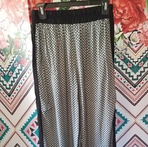 Flowy wide legs pants